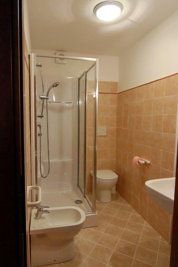 Albergo Ristorante Centro Vico Canavese Екстериор снимка